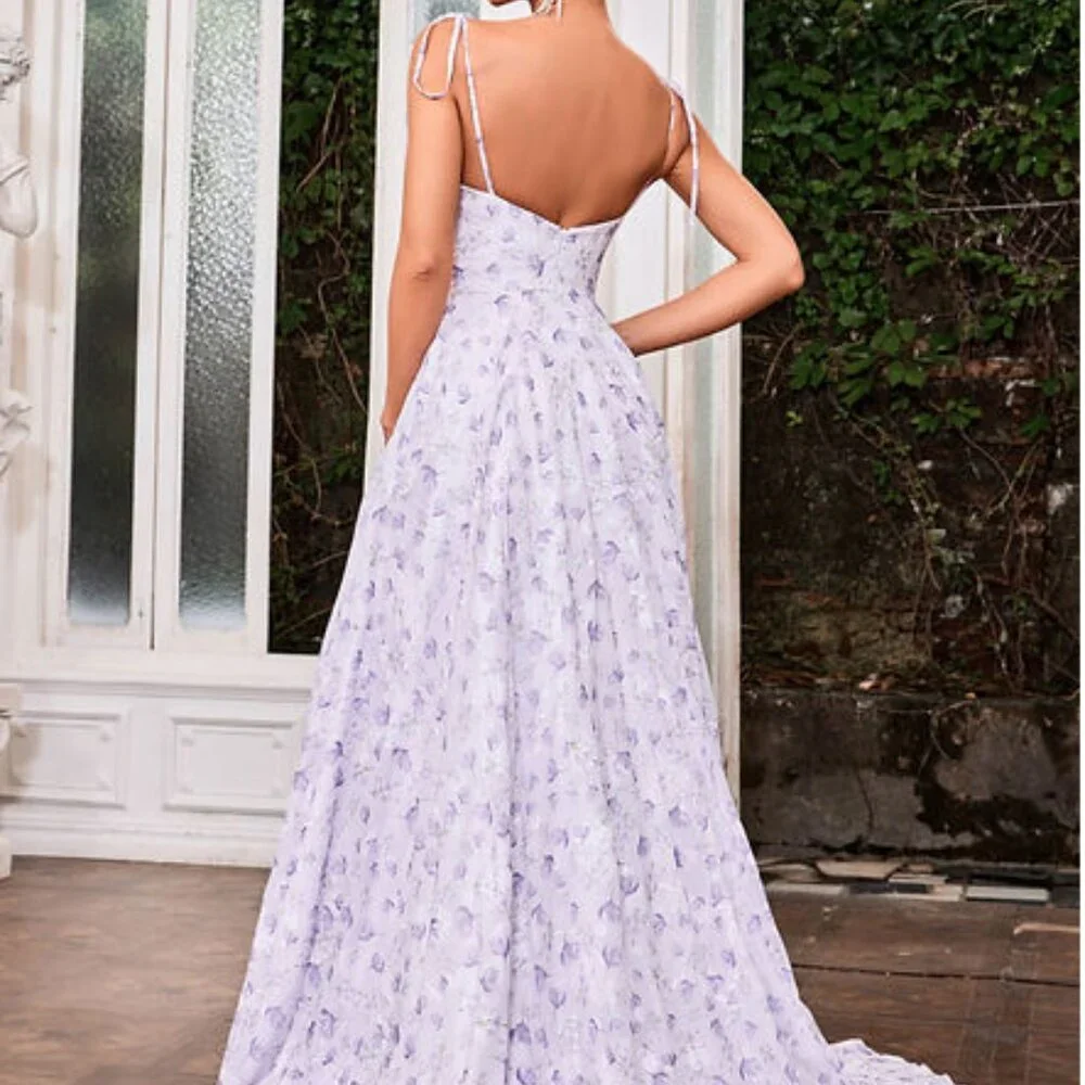 Azrielle - Picture 4 of 6